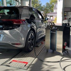 DC movable charger 30kW single gun WIFI+RFID+4G  Type 2 4m